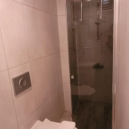 Hotel Tenes